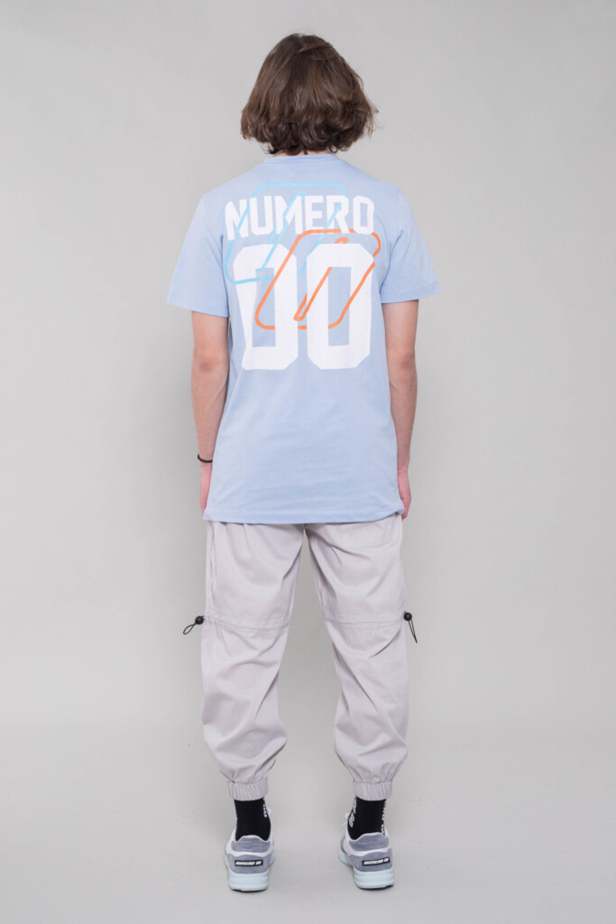 LIGHT BLUE BASIC TEE