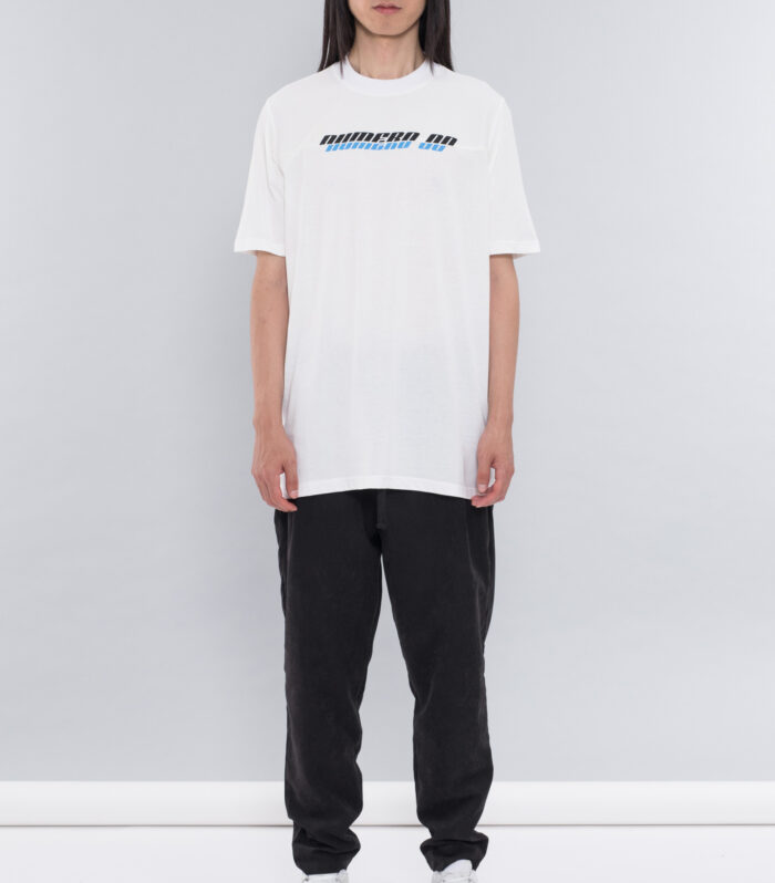 WHITE T-SHIRT LOGO HALF