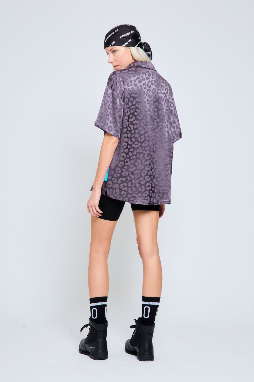 hydra grey shirt short - Image 3